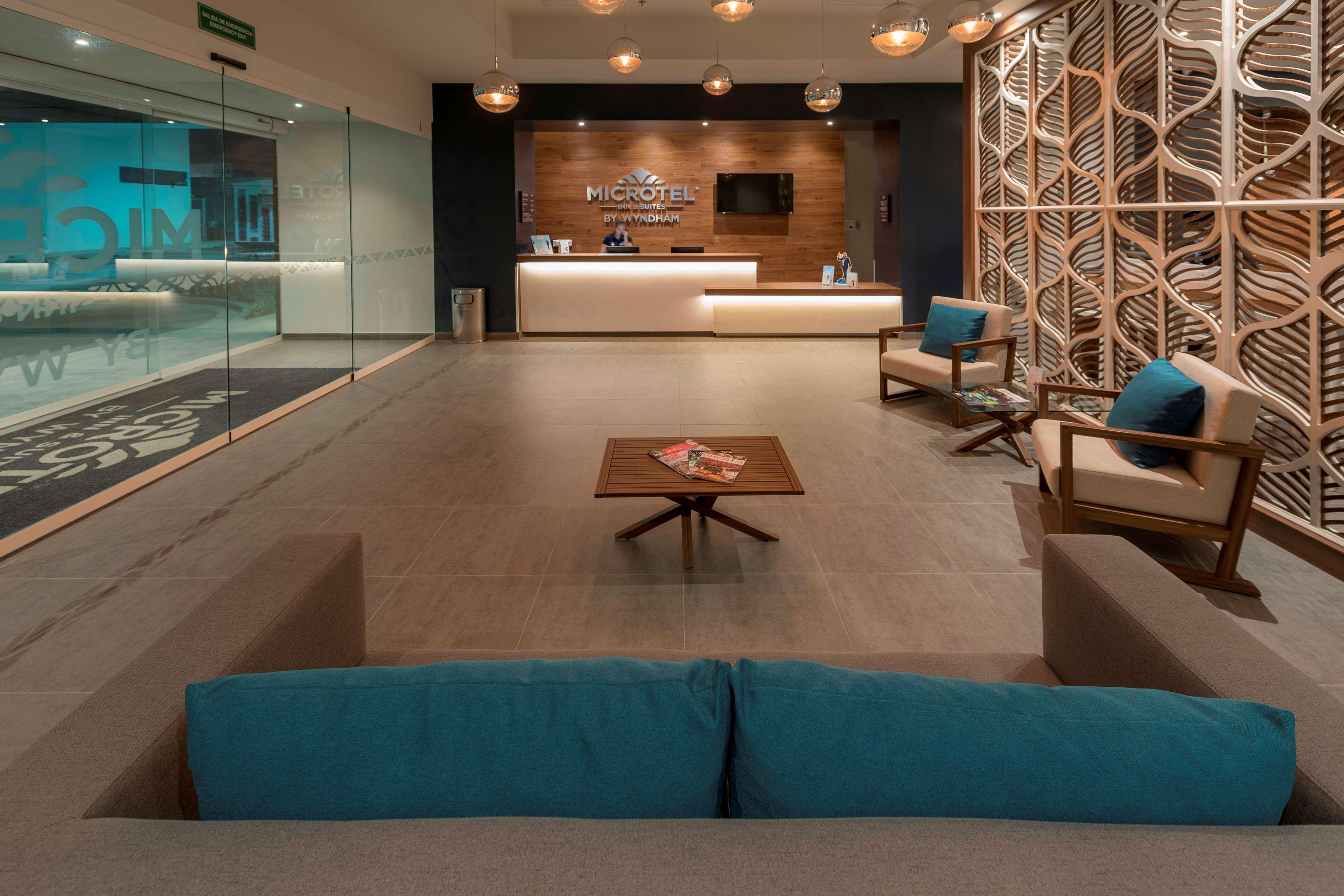 Microtel Inn & Suites By Wyndham San Luis Potosí Exteriér fotografie