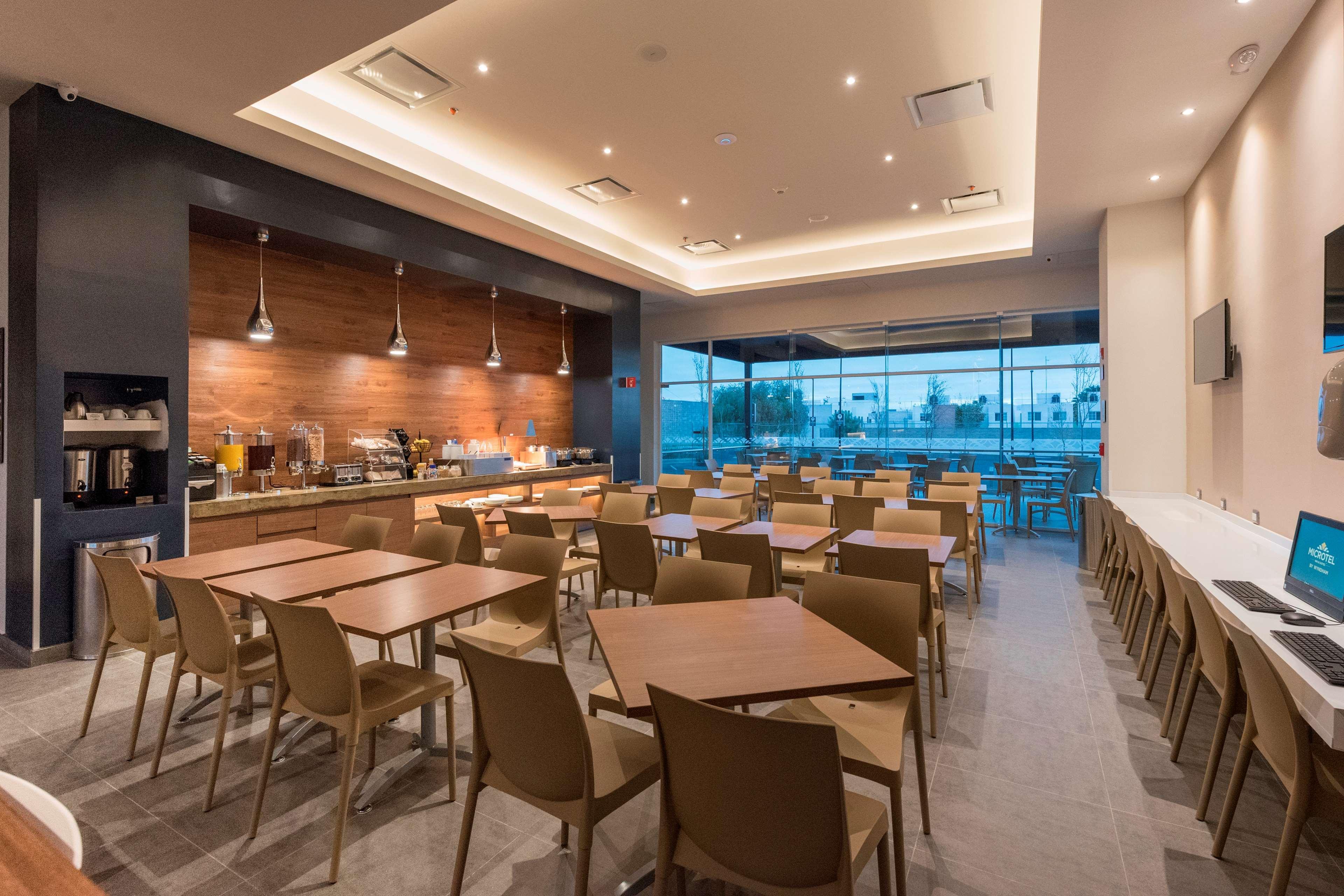 Microtel Inn & Suites By Wyndham San Luis Potosí Exteriér fotografie