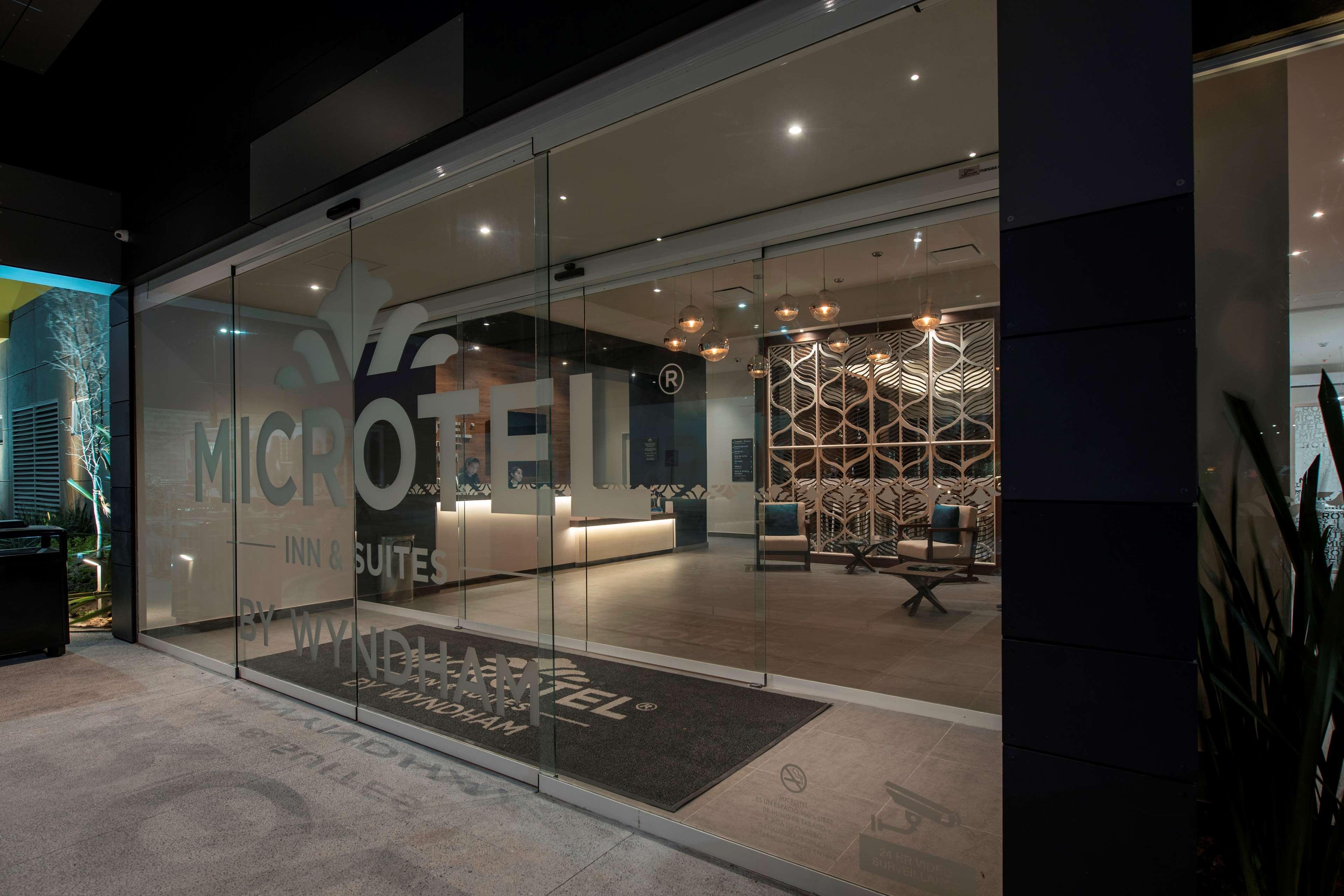 Microtel Inn & Suites By Wyndham San Luis Potosí Exteriér fotografie